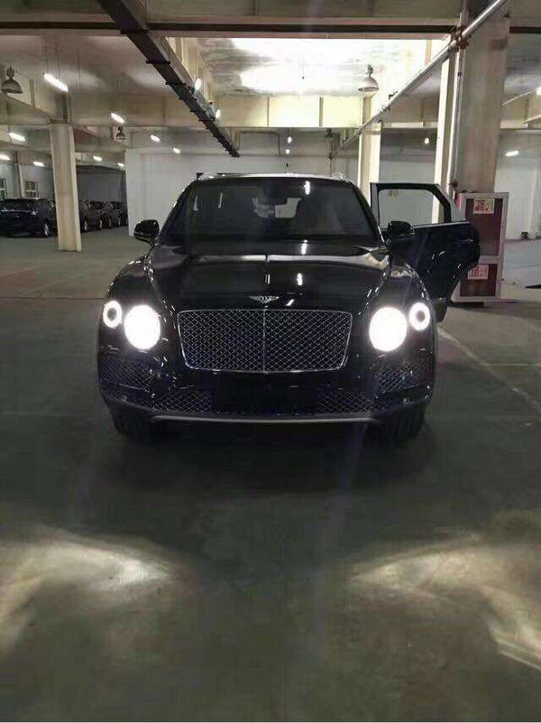 17款宾利添越豪车再现 精致生活从车开始-图2