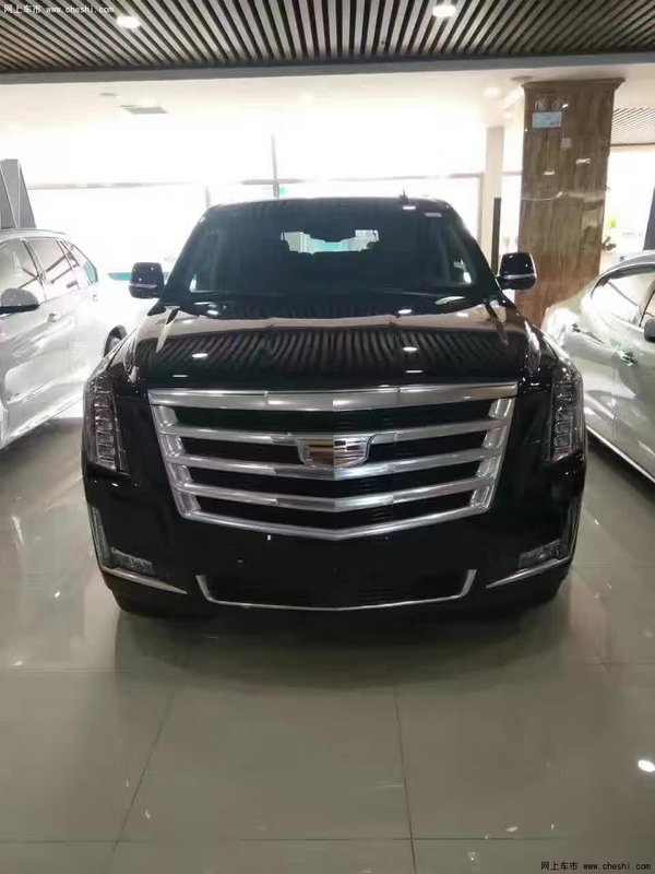 凯迪拉克凯雷德6.2L详配 V8商务138万起-图1