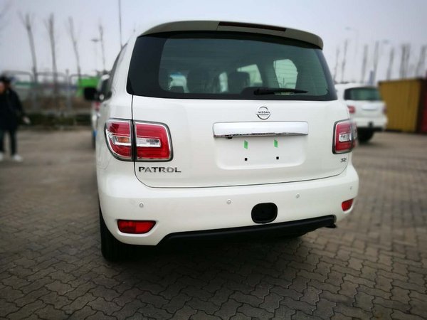 17款日產(chǎn)途樂Y62現(xiàn)車 暢銷越野價格優(yōu)勢-圖3