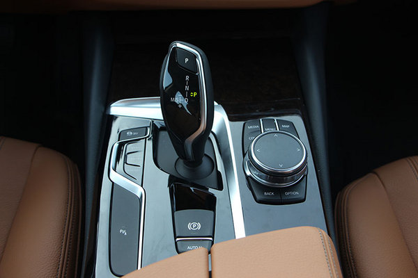 忠于驾驶，全新BMW 528Li试驾-图3