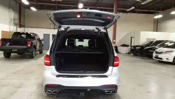 奔馳GLS450現(xiàn)車到港 黃金周奔馳驚喜降價(jià)-圖3
