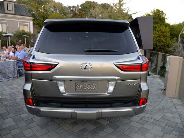 16款雷克薩斯LX570中東頂配版 限時(shí)熱賣-圖3