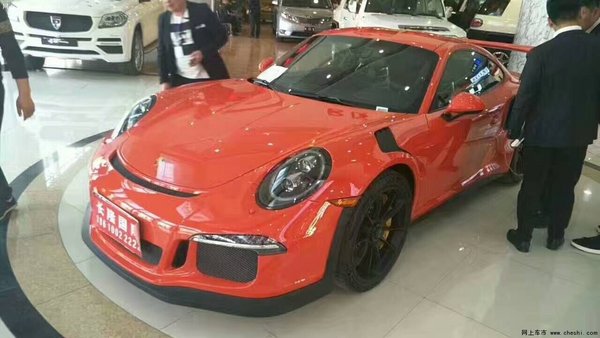 保时捷911GT3RS限量版 绚丽超跑爆底优惠-图1