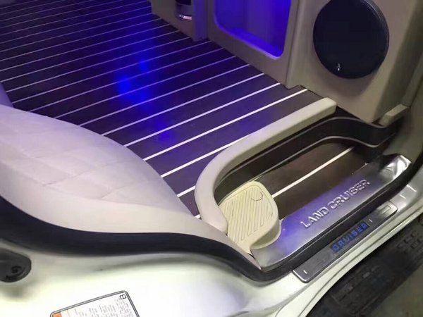 豐田酷路澤4000 內飾爆改埃爾法航空座椅-圖11