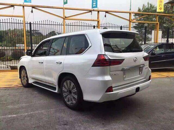2016款雷克薩斯LX570 熱門越野連番特降-圖3