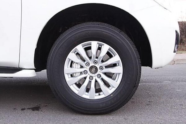 日產(chǎn)尼桑途樂(lè)Y62新行情 舒適越野價(jià)格優(yōu)-圖3