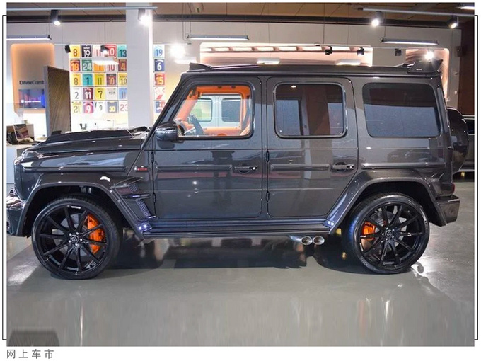 梅赛德斯-AMG G63实拍搭4.0T/全车配碳纤维套件-图2