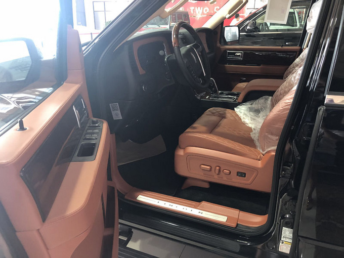 林肯领航员总裁祥荣 精雕细琢SUV创佳绩-图4