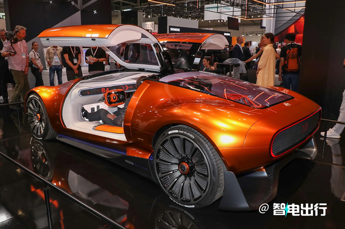 奔驰概念车中国首发全新家族设计 搭高性能电驱-图2