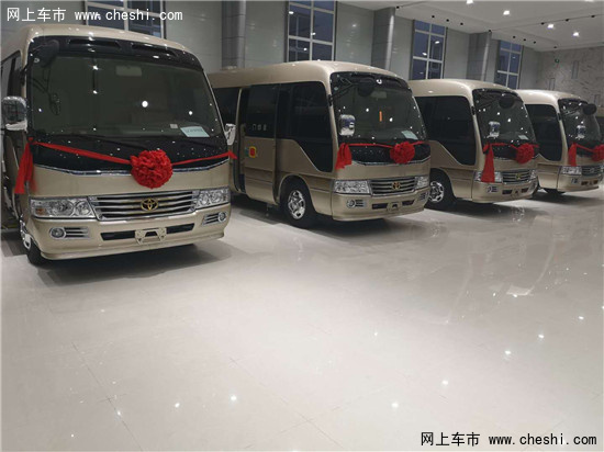 18款丰田考斯特 大气巴士配置升级劲惠价-图1