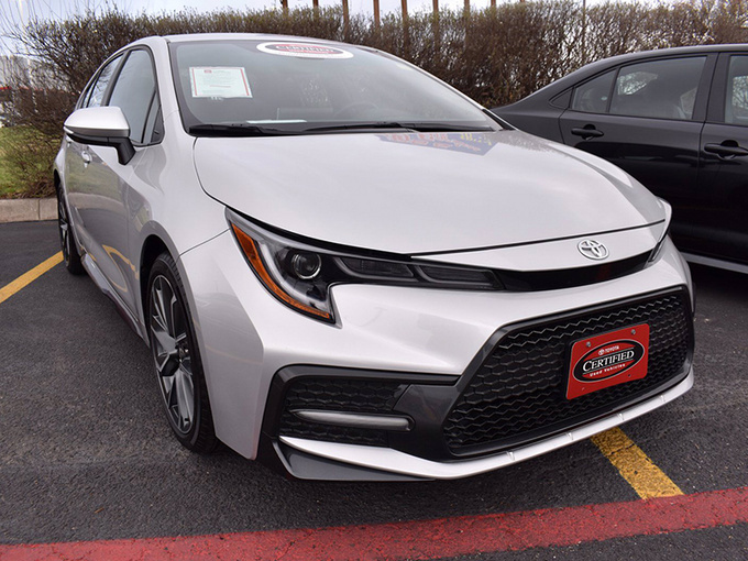 丰田全新卡罗拉实拍曝光搭2.0L引擎/悬浮式大屏-图1