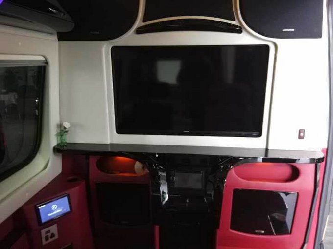奔驰斯宾特商务房车 豪华空间设备齐图赏-图5
