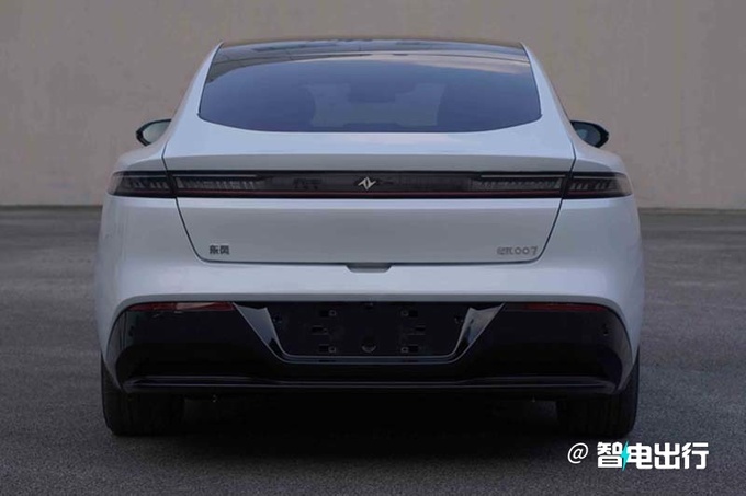 东风eπ007首发XX月XX日预售 配电动剪刀门-图4