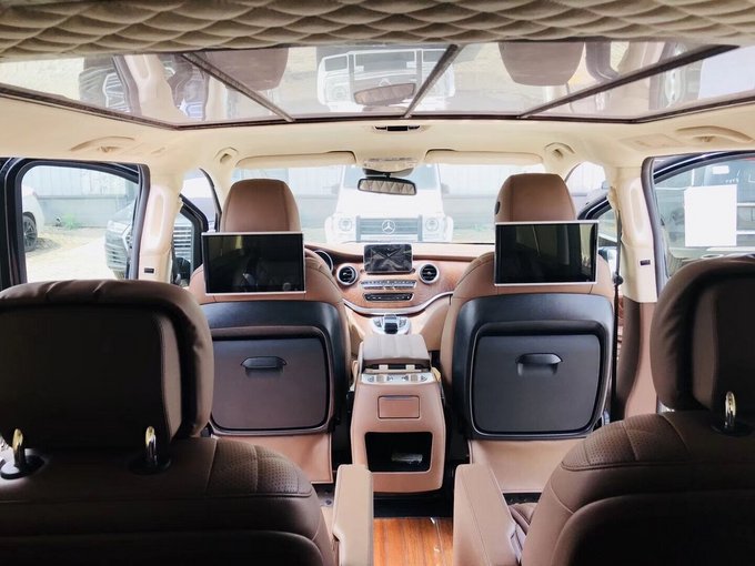 2018款奔驰迈特斯 超豪华商务旅行两不误-图6