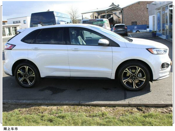 福特锐界ST实拍曝光 搭2.7T V6/配双出梯形排气-图2