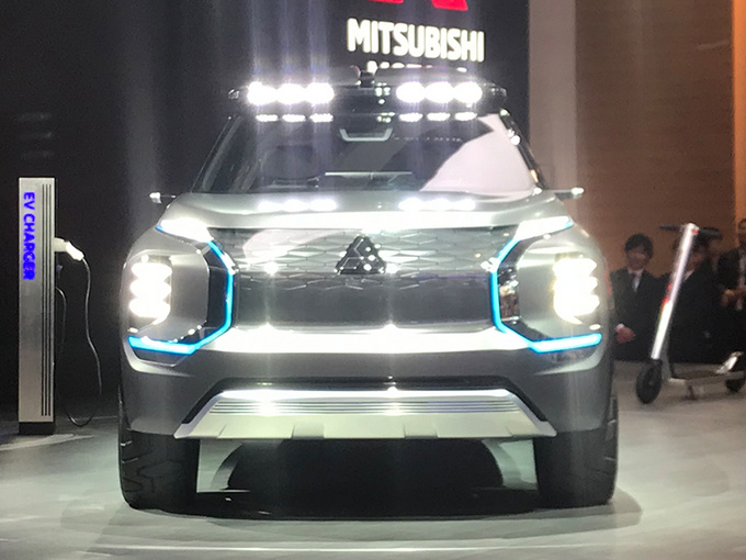 三菱发布概念SUV 造型科幻/动力搭2.4L混动-图2