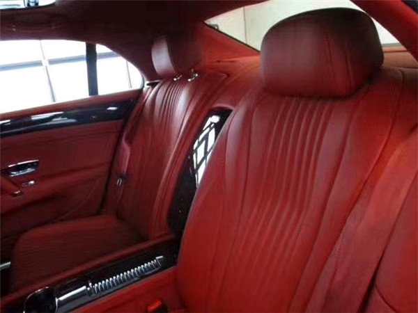 18宾利飞驰V8S限量版 奢华速度融为一体-图6