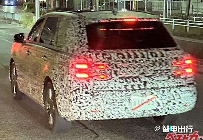 丰田全新旗舰SUV曝光车长达5.2米/售价近150万-图5