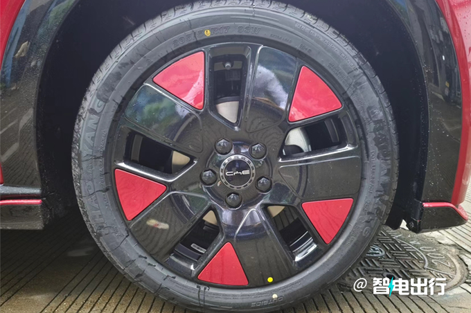 加XXXX元买新款比亚迪海豚售XX.XX万起 增运动套件-图4