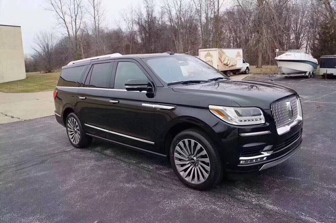 18款林肯领航员SUV升级 尽显本色商务范-图3