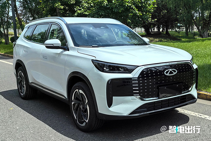 奇瑞瑞虎8插混实拍曝光换新前脸 或更名风云T8-图1