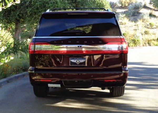 18款林肯领航员拆箱中 图解升级内部空间-图8