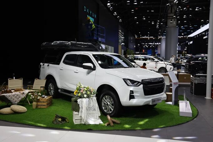 7款新车型扎堆搞事情 成都车展皮卡概览-图11