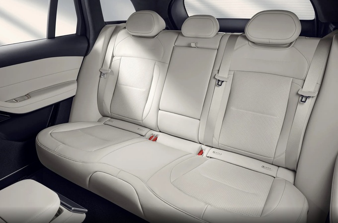 30万级豪华纯电SUV怎么选凯迪拉克IQ锐歌还是蔚来ES6-图14