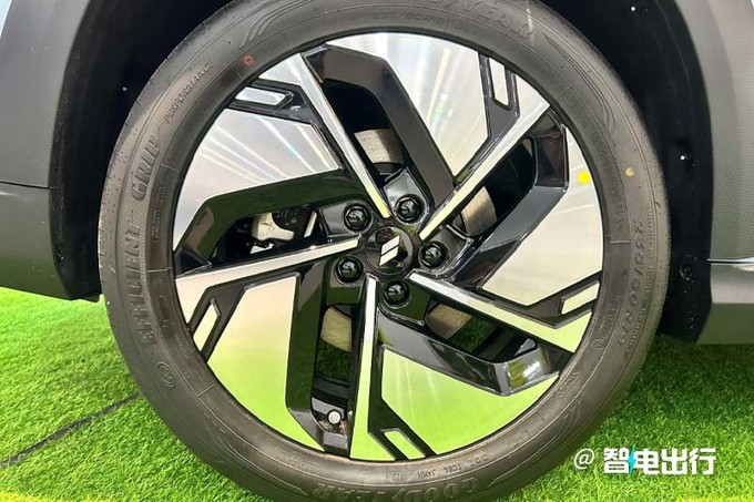 睿蓝7预售13.37-16.37万尺寸超比亚迪宋 全系后驱-图6