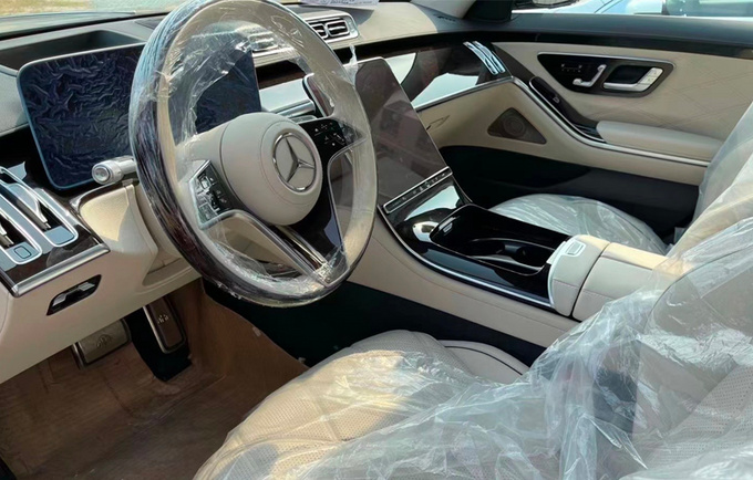全新迈巴赫S级国内到店实拍 今年下半年正式上市-图4