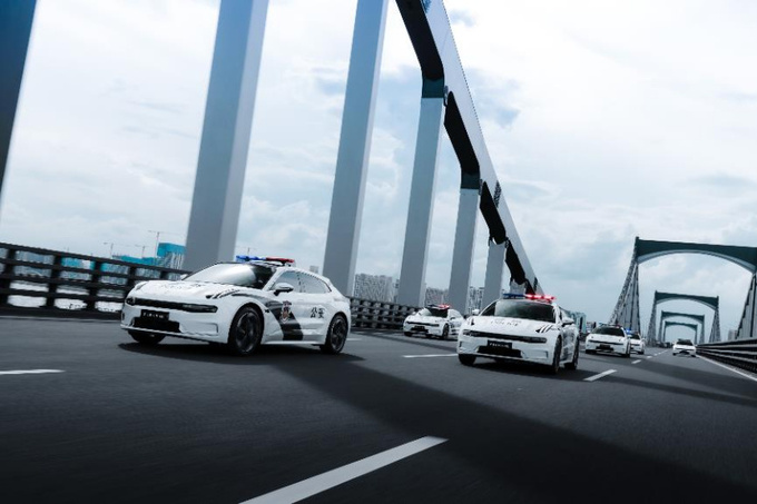 极氪001入列亚运警用服务车队-图5