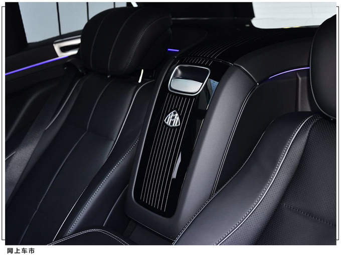 奔驰最新旗舰SUV实拍4.0T双增压/后排带按摩座椅-图12