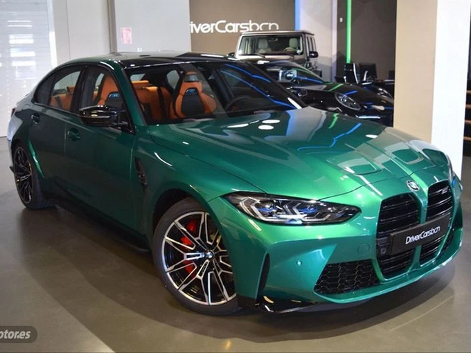 宝马全新M3到店实拍搭3.0T引擎/内配赛车桶椅-图1