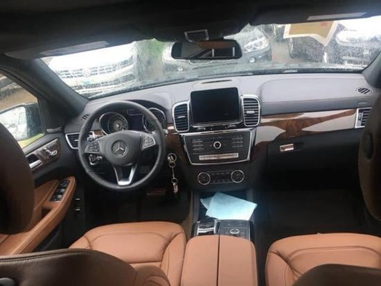 2019款奔驰GLS450价格 限时让利出其不意-图4