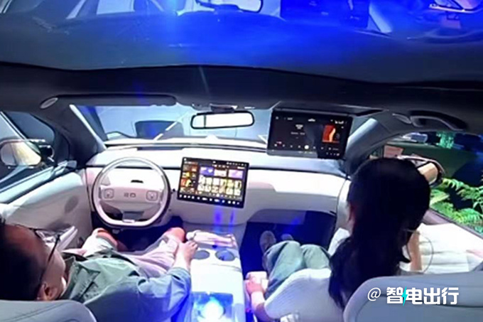 长安CD701量产版首发亮相SUV皮卡双形态切换-图6