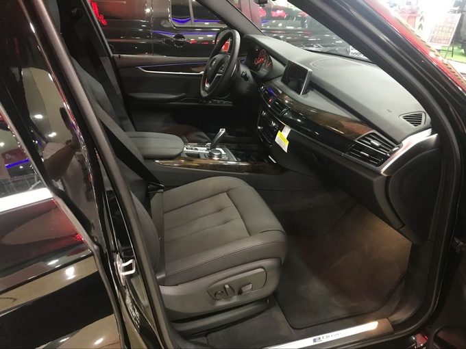 2018款宝马X5墨版新优惠 2.0T油混新动力-图13