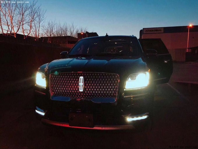 18加版林肯领航员 美式粗犷越野底价爆发-图1