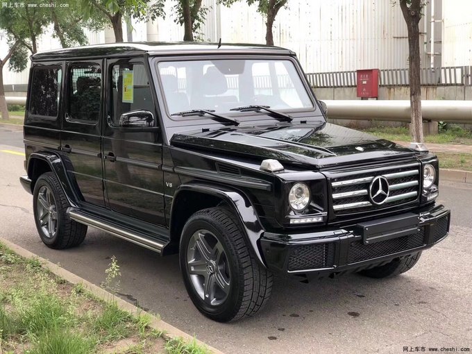 奔驰G500现车 津港19寸AMG熏黑轮裸利售-图1