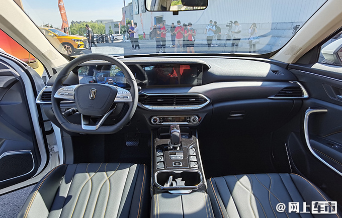 一汽奔腾新款T77 PRO上市 配置升级-售10.58万起-图10