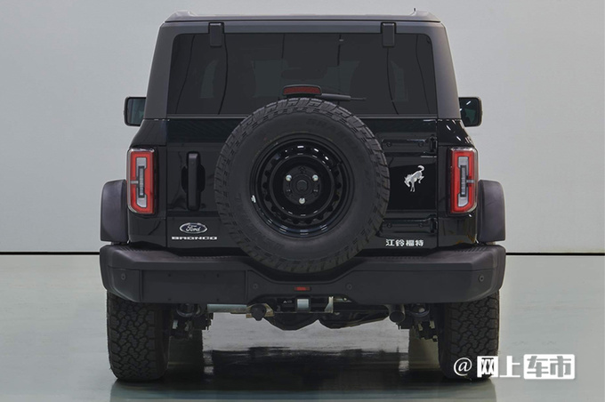 福特国产Bronco比坦克300大一圈 卖30万能火吗-图2