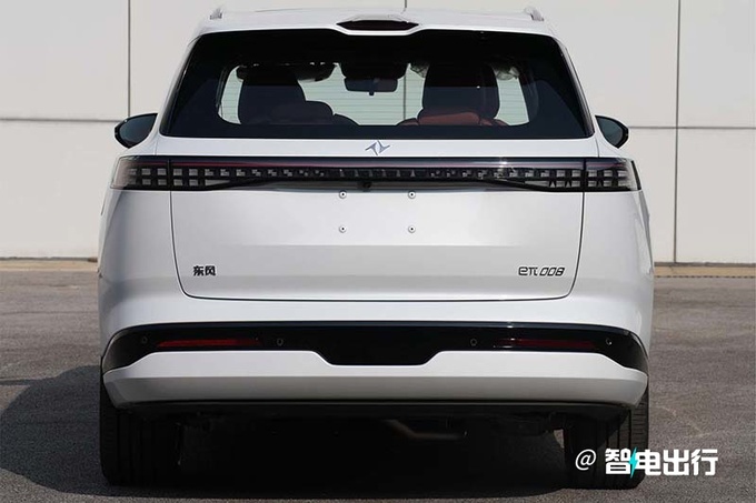 东风eπ008上半年预售增程/纯电都有 PK理想L8-图2