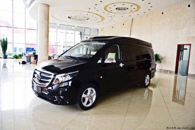 19款奔驰麦特斯商务七座 豪华设计改装版-图1