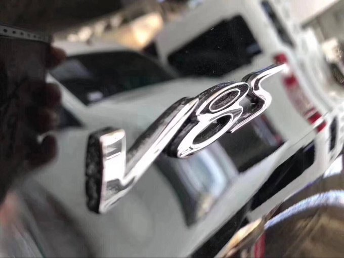17款宾利飞驰V8S 五座展位现车全国最低-图5