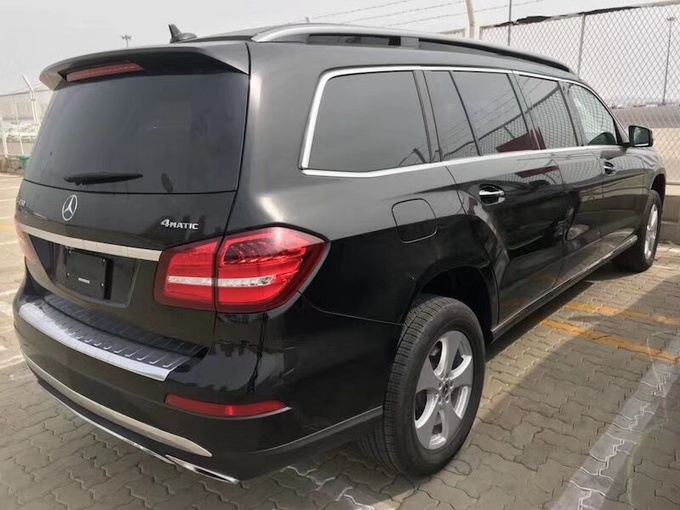 奔驰GLS450加长版SUV 拥有强大动态性能-图8