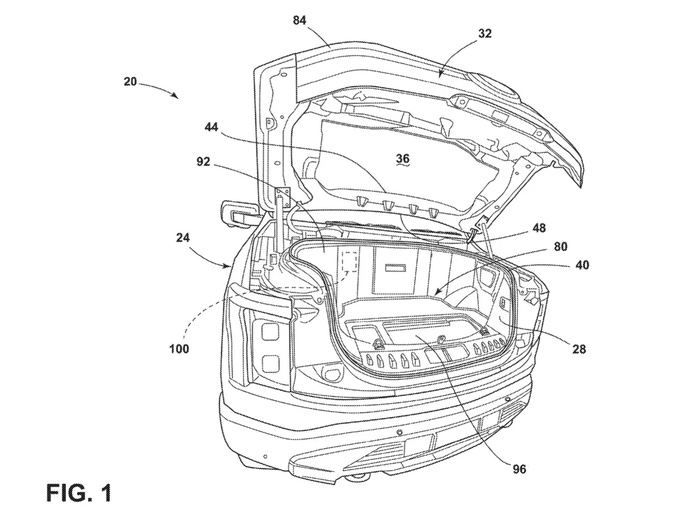 福特申请专利把F-150 Lightning前备箱变成工作站-图2