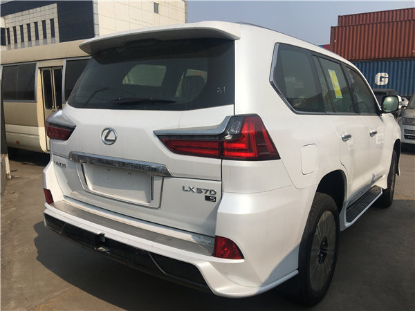 18款雷克萨斯LX570 加版中东版实时价格-图3