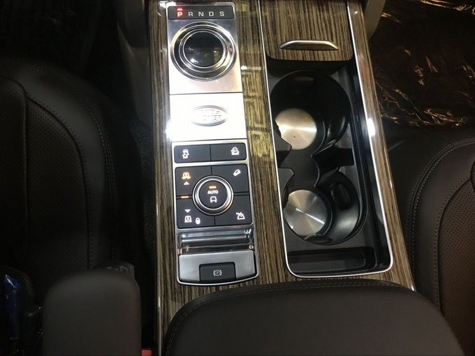 路虎揽胜加长版 高刚性越野霸气底价瞬袭-图9