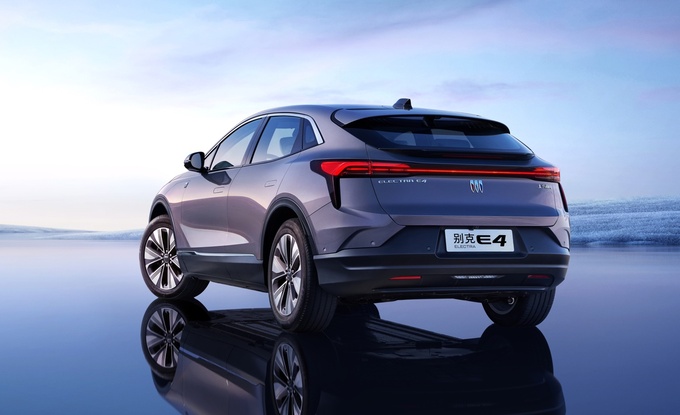 售价即将公布与Model 3精灵3静态对比别克E4的三大赢面-图6