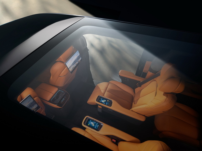 解锁新时代MPV美学 LEVC L380纯电8座豪华MPV设计有何不同-图31