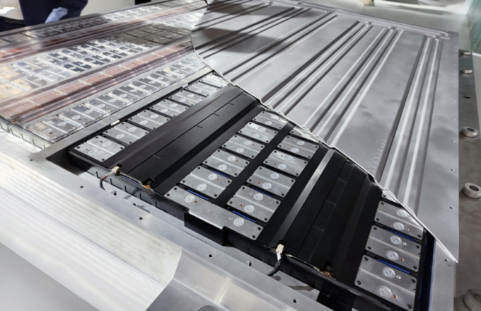 刀山测试遭遇假车质疑瑶光C-DM立马直播解剖自己-图9